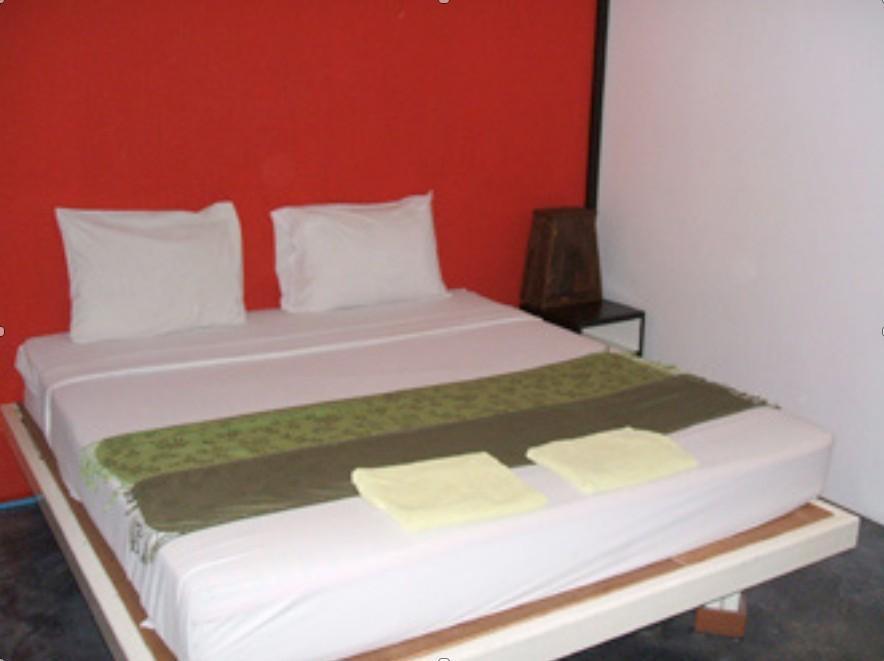 Sand Inn Hotel Hostel *