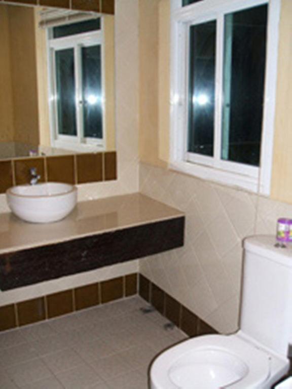 Sand Inn Hotel Hostel *