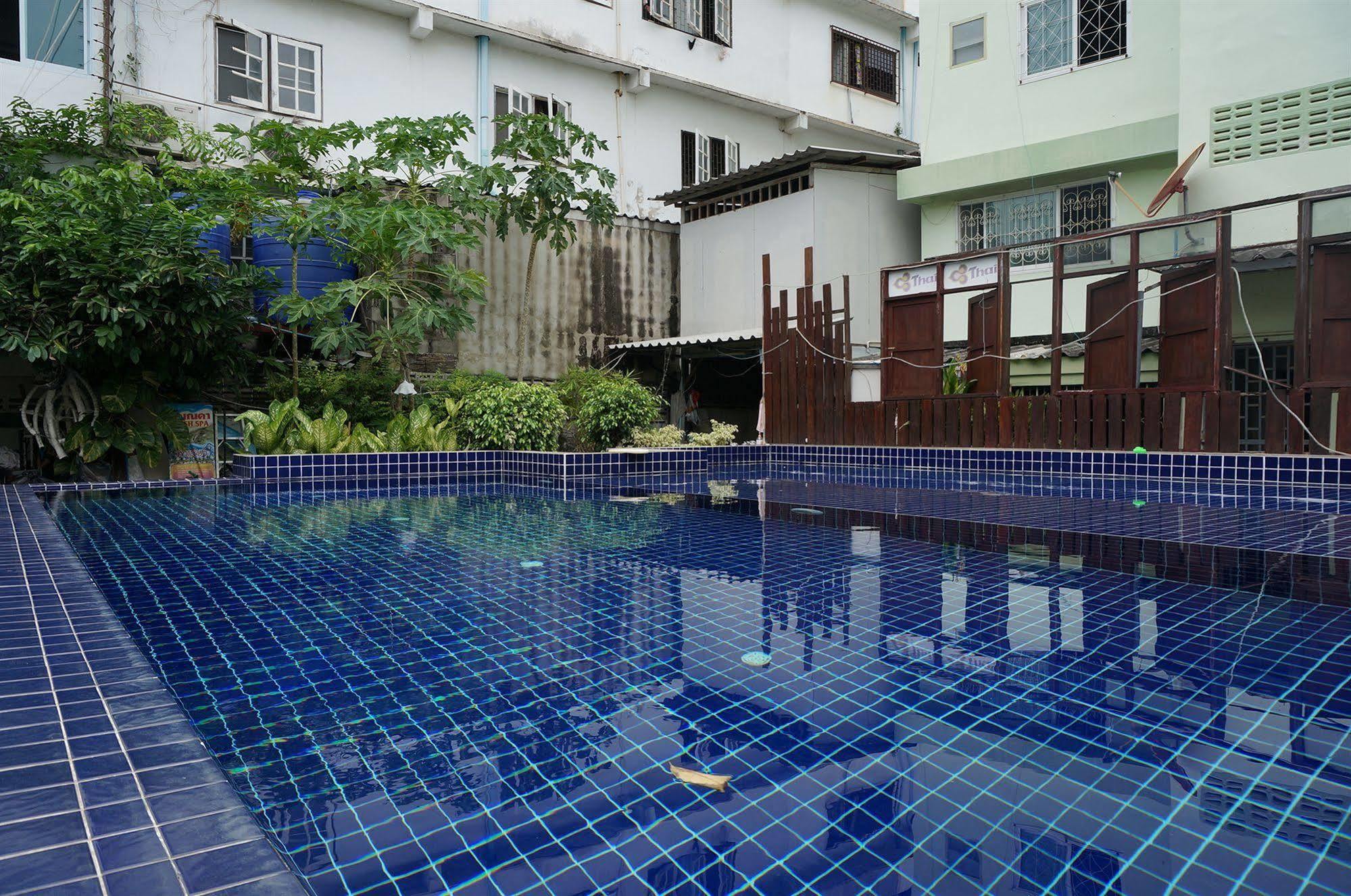 Sand Inn Hotel Hostel Hua Hin